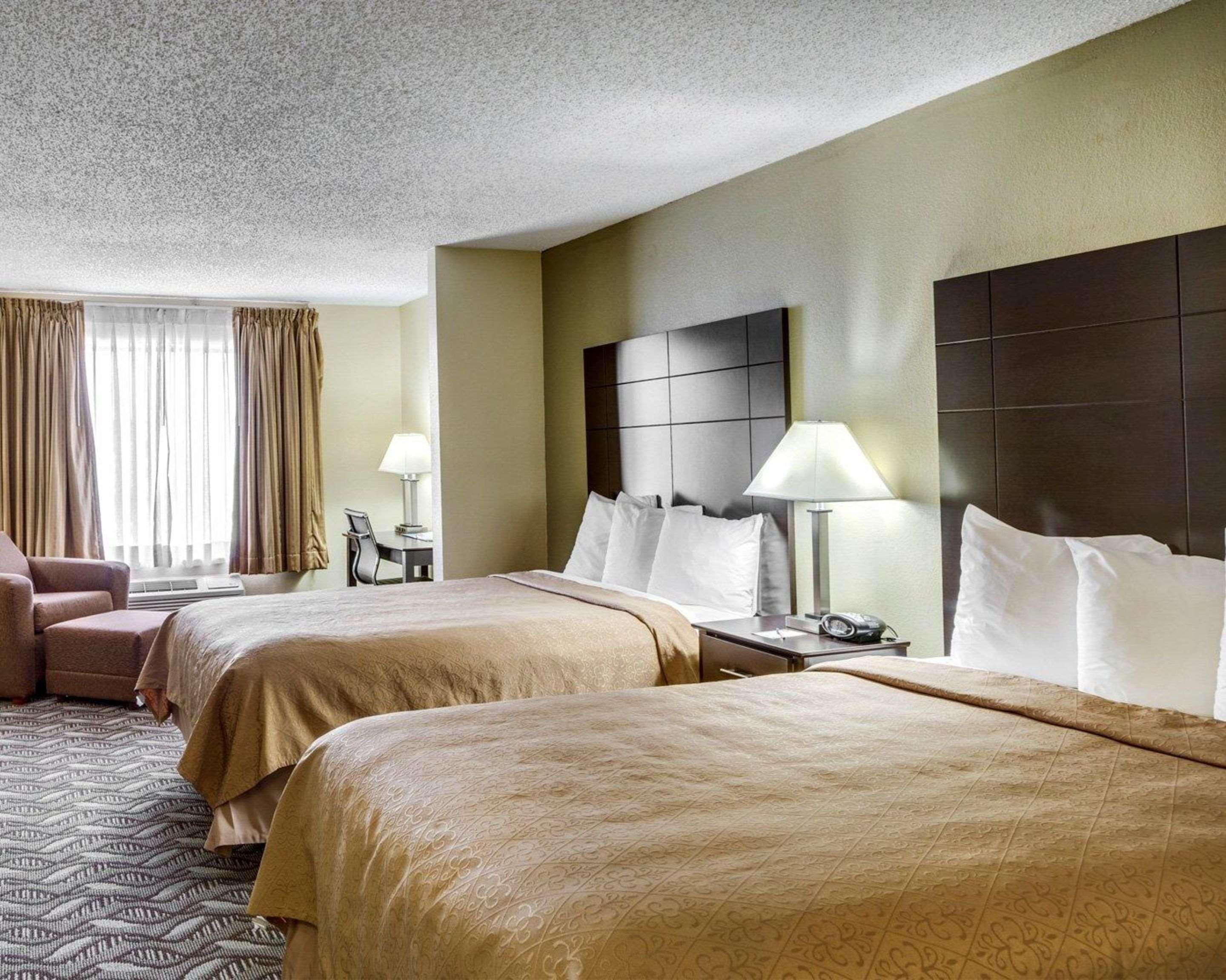 Quality Suites Baton Rouge East - Denham Springs Extérieur photo