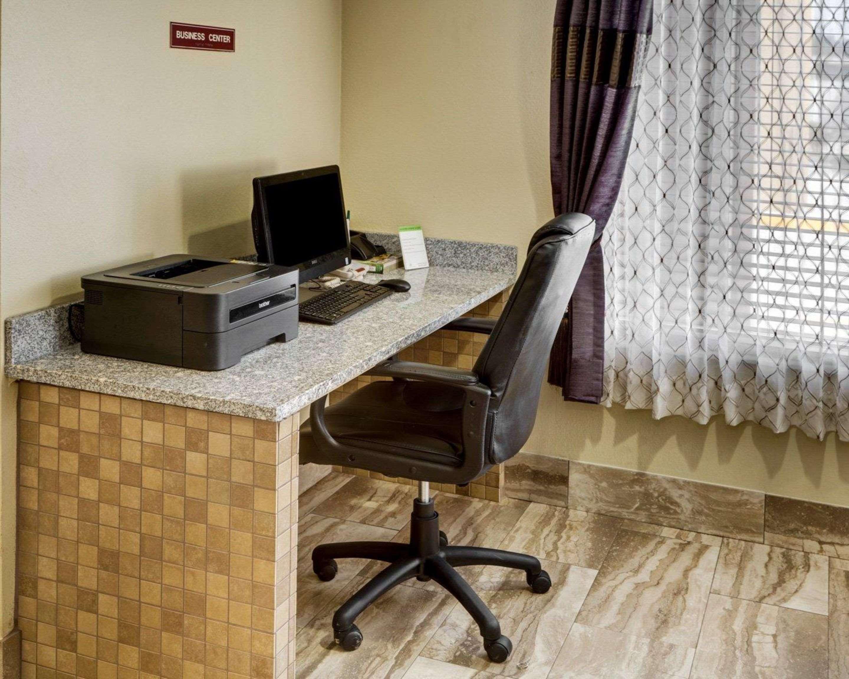 Quality Suites Baton Rouge East - Denham Springs Extérieur photo